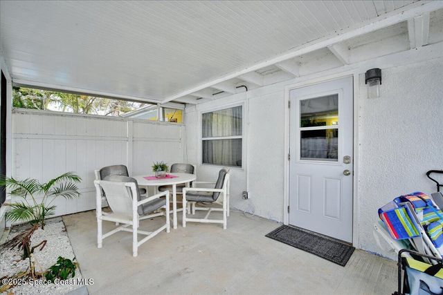 126 W Alachua Lane, Cocoa Beach, FL 32931