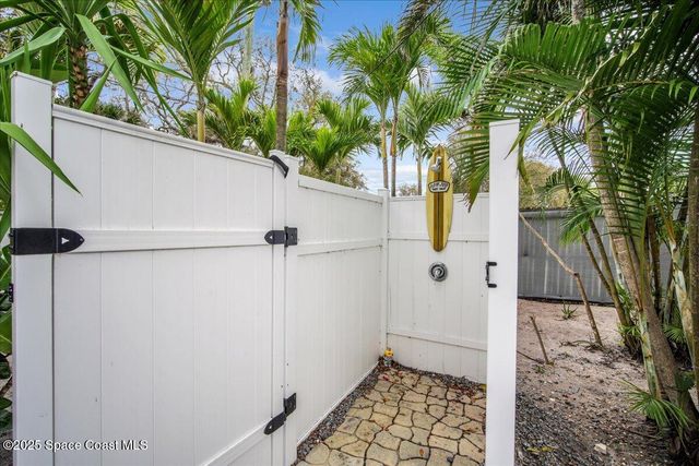 126 W Alachua Lane, Cocoa Beach, FL 32931