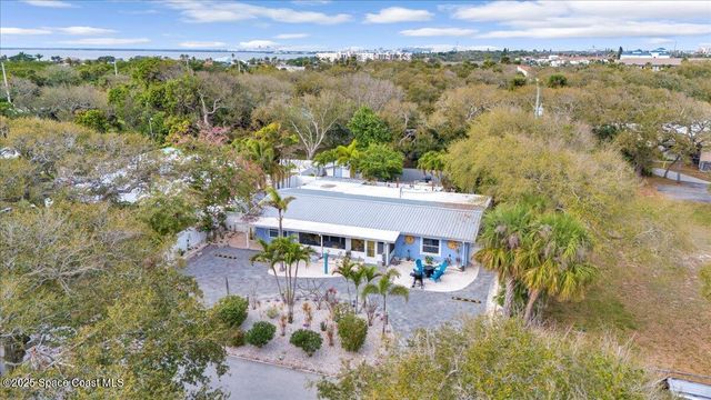 126 W Alachua Lane, Cocoa Beach, FL 32931