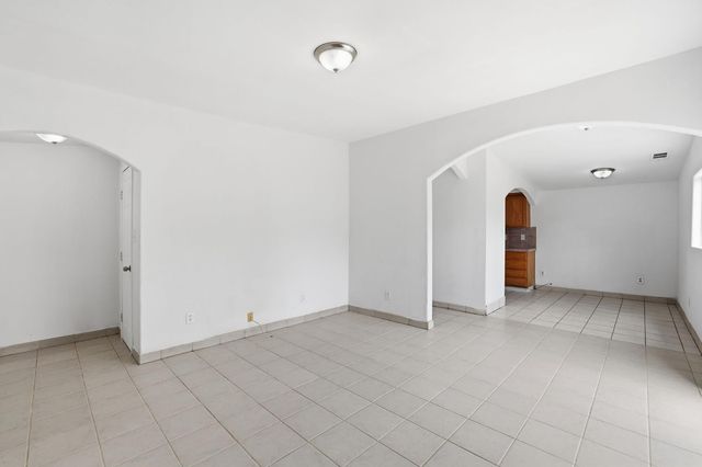 633 Fourness Dr, West Sacramento, CA 95605