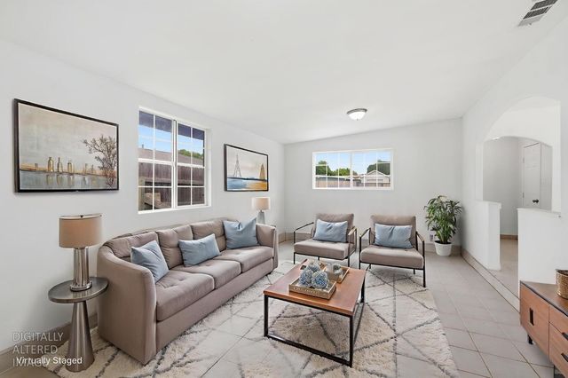 633 Fourness Dr, West Sacramento, CA 95605