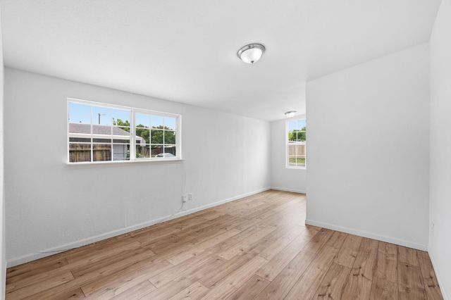 633 Fourness Dr, West Sacramento, CA 95605