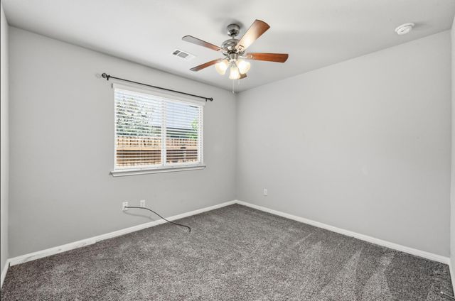503 Stonewood LN, Buda, TX 78610