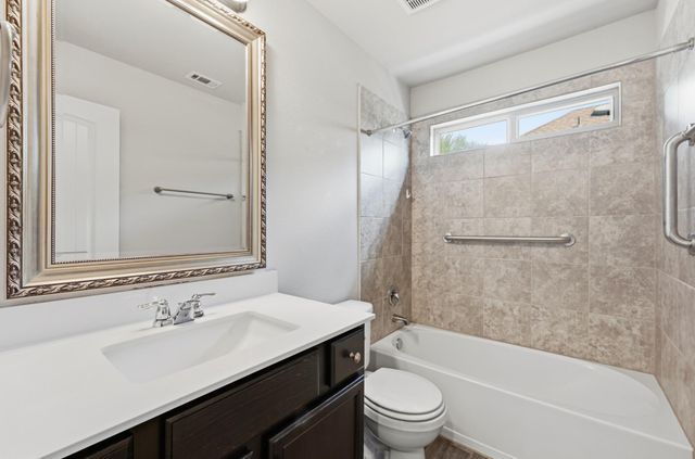 503 Stonewood LN, Buda, TX 78610