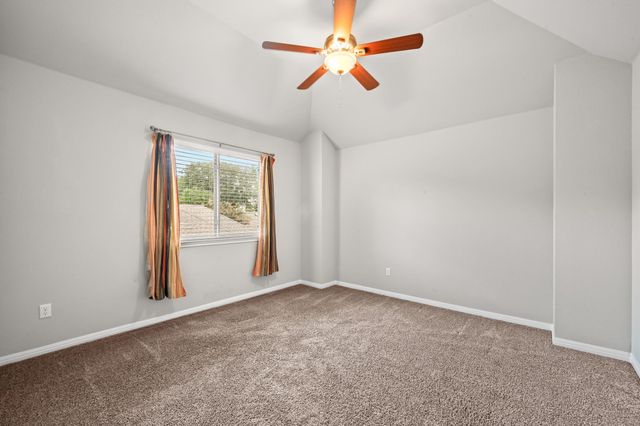 503 Stonewood LN, Buda, TX 78610