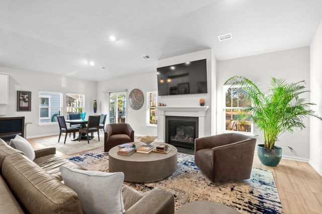 5666 Canary Island Ct., Myrtle Beach, SC 29577