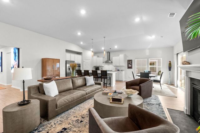 5666 Canary Island Ct., Myrtle Beach, SC 29577