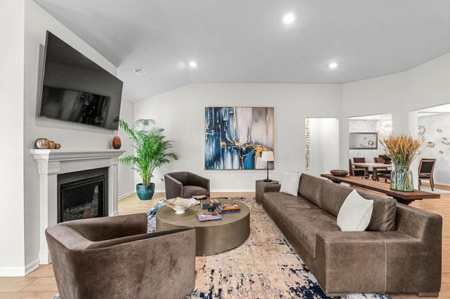 5666 Canary Island Ct., Myrtle Beach, SC 29577