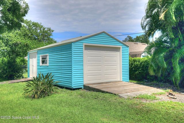 1690 Seahouse Street, Sebastian, FL 32958
