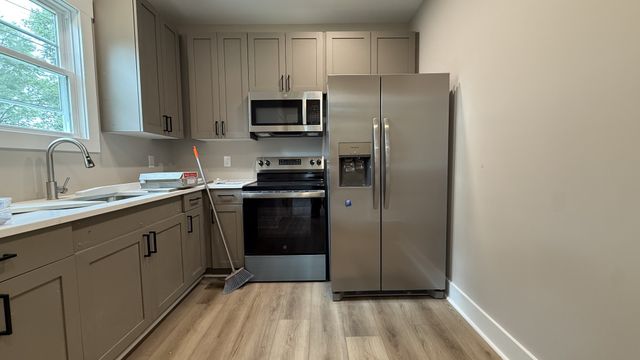 1225 N Spring St Apt A, Murfreesboro, TN 37130