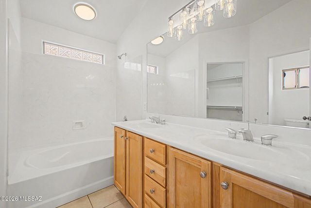 6644 W Quailwood Way, Tucson, AZ 85757