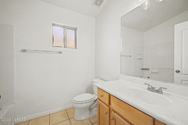 6644 W Quailwood Way, Tucson, AZ 85757