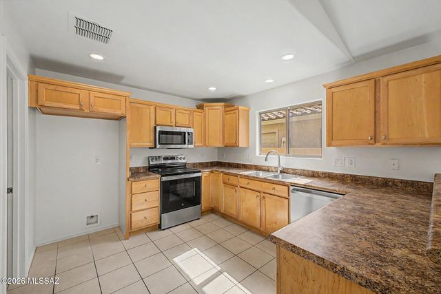 6644 W Quailwood Way, Tucson, AZ 85757