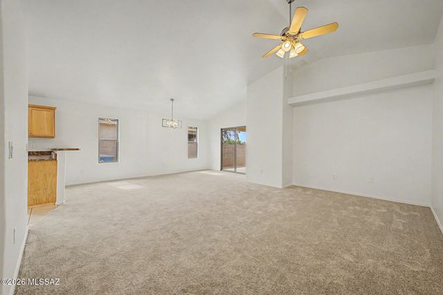 6644 W Quailwood Way, Tucson, AZ 85757