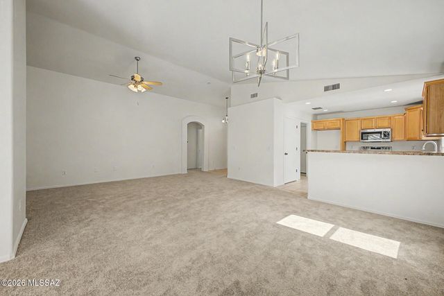 6644 W Quailwood Way, Tucson, AZ 85757