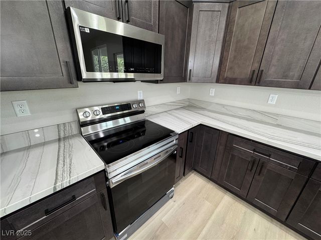 1020 Lupin Street, Pahrump, NV 89048