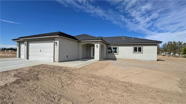 1020 Lupin Street, Pahrump, NV 89048