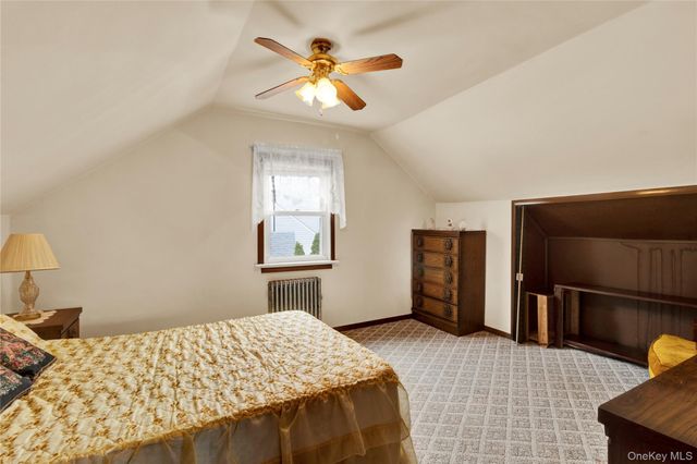 152 Foster Boulevard, North Babylon, NY 11702