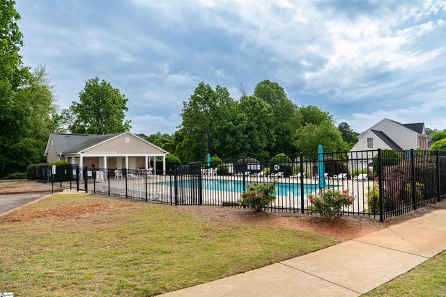 554 Wesberry Circle, Spartanburg, SC 29301