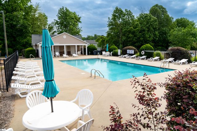554 Wesberry Circle, Spartanburg, SC 29301