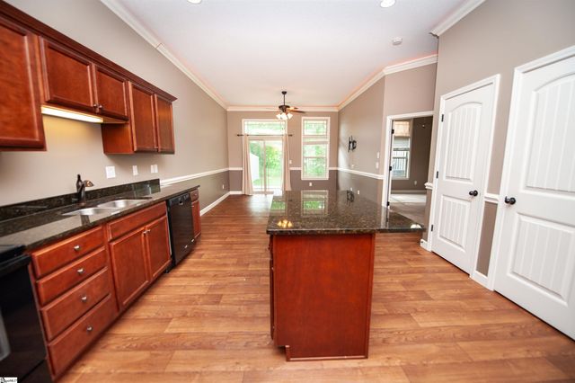 554 Wesberry Circle, Spartanburg, SC 29301