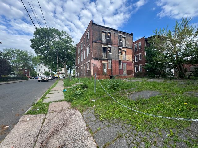 435 Wethersfield Avenue, Hartford, CT 06114
