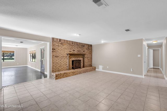 1412 Cotita Drive, Gautier, MS 39553