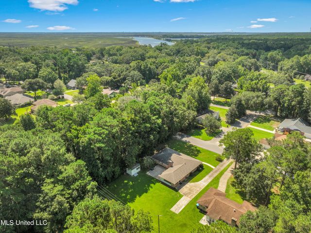 1412 Cotita Drive, Gautier, MS 39553