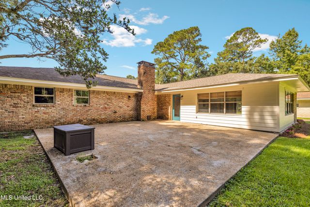 1412 Cotita Drive, Gautier, MS 39553