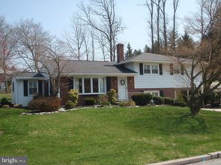 141 HILLSIDE ST, Lebanon, PA 17042