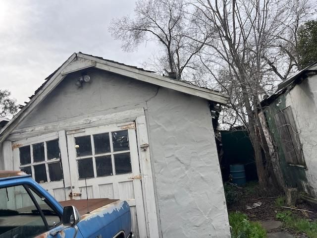 715 S Shasta Ave, Stockton, CA 95205