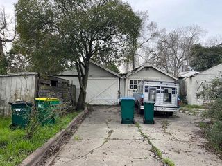 715 S Shasta Ave, Stockton, CA 95205