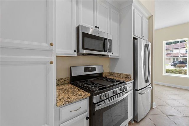 180 Canyon Trl, St Augustine, FL 32086