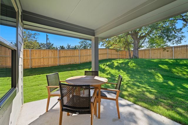 3800 Rose Hill Court, Denison, TX 75020
