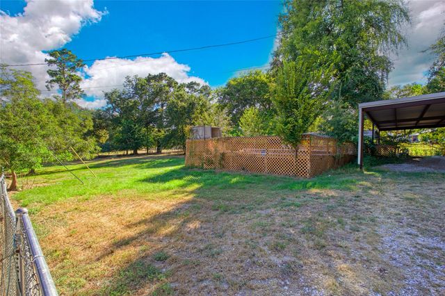7 Lee Drive, Huntsville, TX 77320