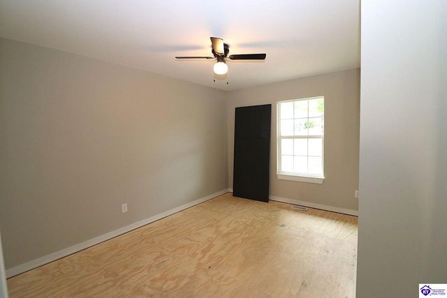 105 Hayward Road, Vine Grove, KY 40175