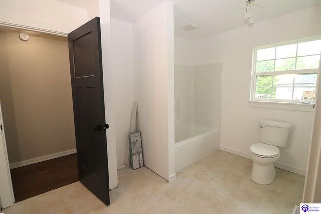 105 Hayward Road, Vine Grove, KY 40175