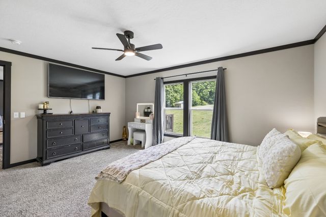8079 Golf Club Rd, Mount Pleasant, TN 38474