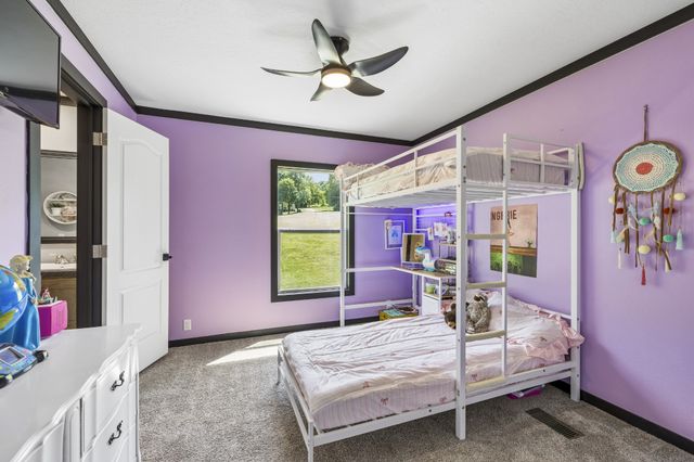 8079 Golf Club Rd, Mount Pleasant, TN 38474
