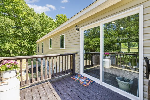 8079 Golf Club Rd, Mount Pleasant, TN 38474