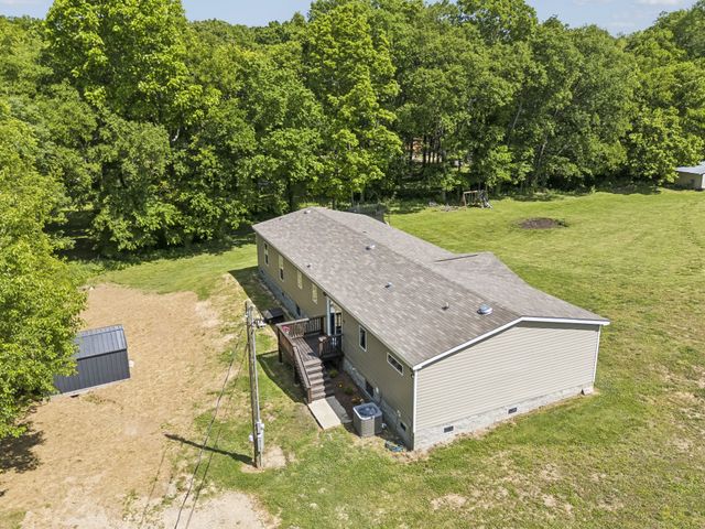 8079 Golf Club Rd, Mount Pleasant, TN 38474
