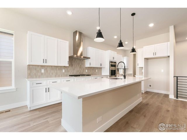 1633 Winter Glow Dr, Windsor, CO 80550