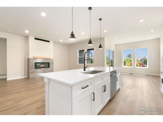 1633 Winter Glow Dr, Windsor, CO 80550