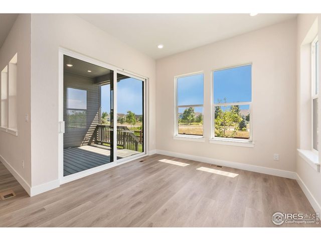 1633 Winter Glow Dr, Windsor, CO 80550