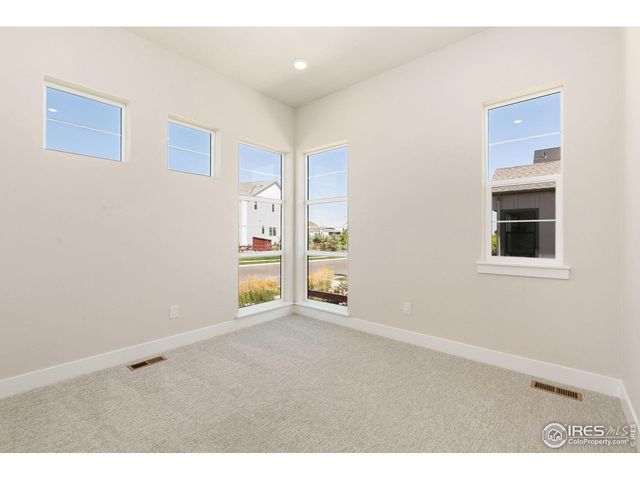 1633 Winter Glow Dr, Windsor, CO 80550