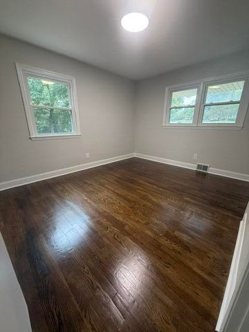 917 Holly Springs Drive, Lexington, KY 40504