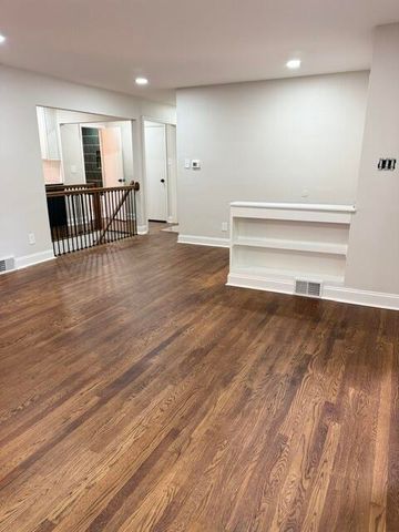 917 Holly Springs Drive, Lexington, KY 40504