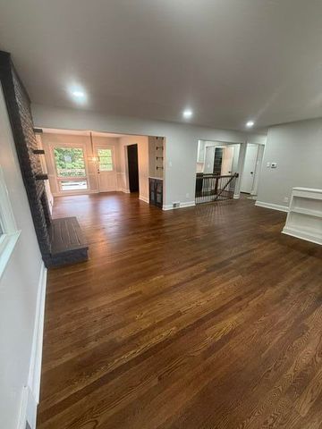 917 Holly Springs Drive, Lexington, KY 40504