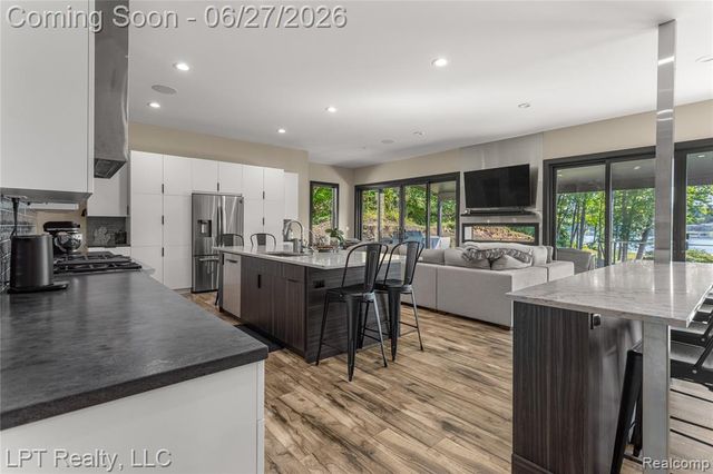 5029 Forest Valley Drive, Clarkston, MI 48348