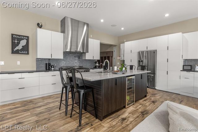 5029 Forest Valley Drive, Clarkston, MI 48348